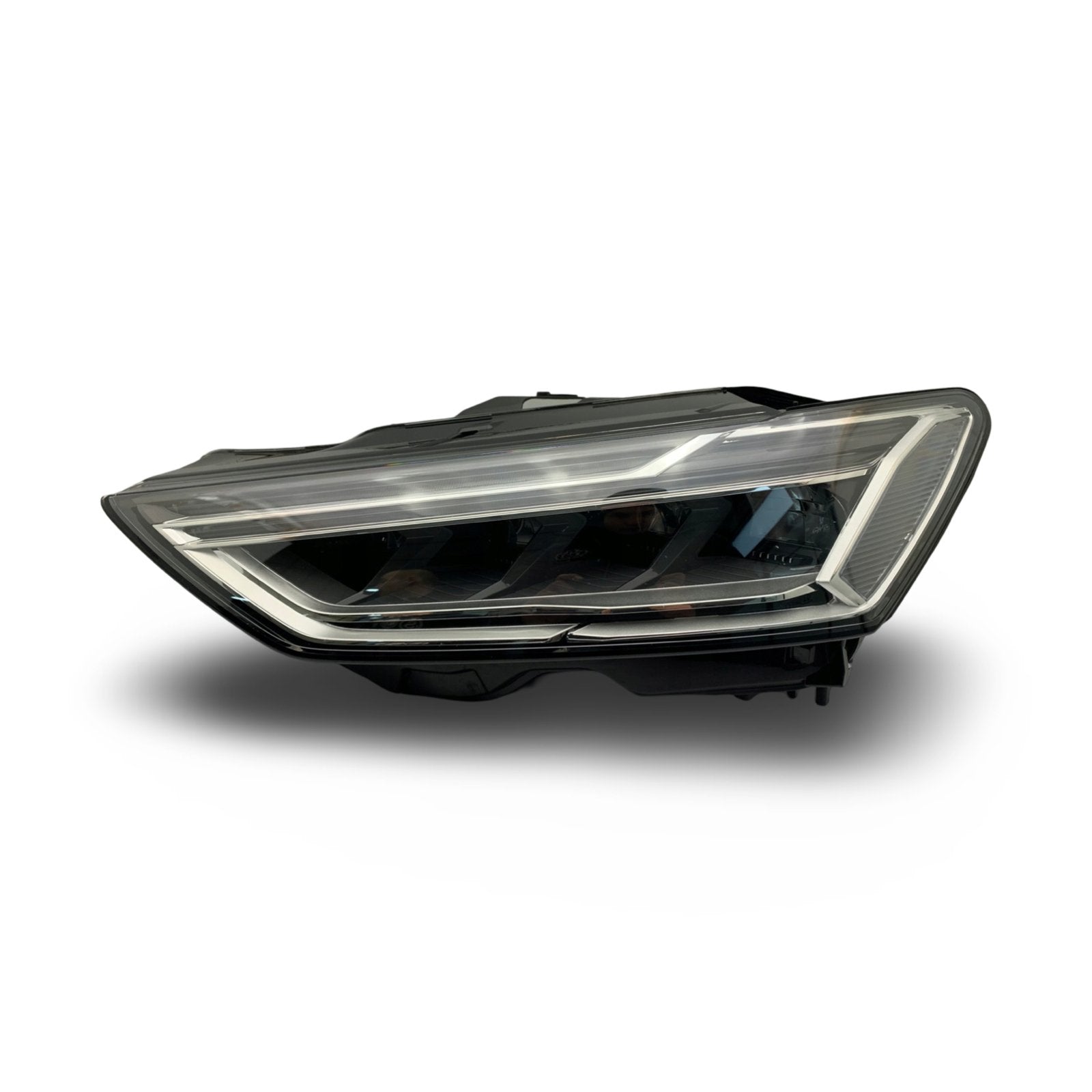 AUDI A7 C8 Left Side LED headlight 4K8941033A - GERMAN PARTS