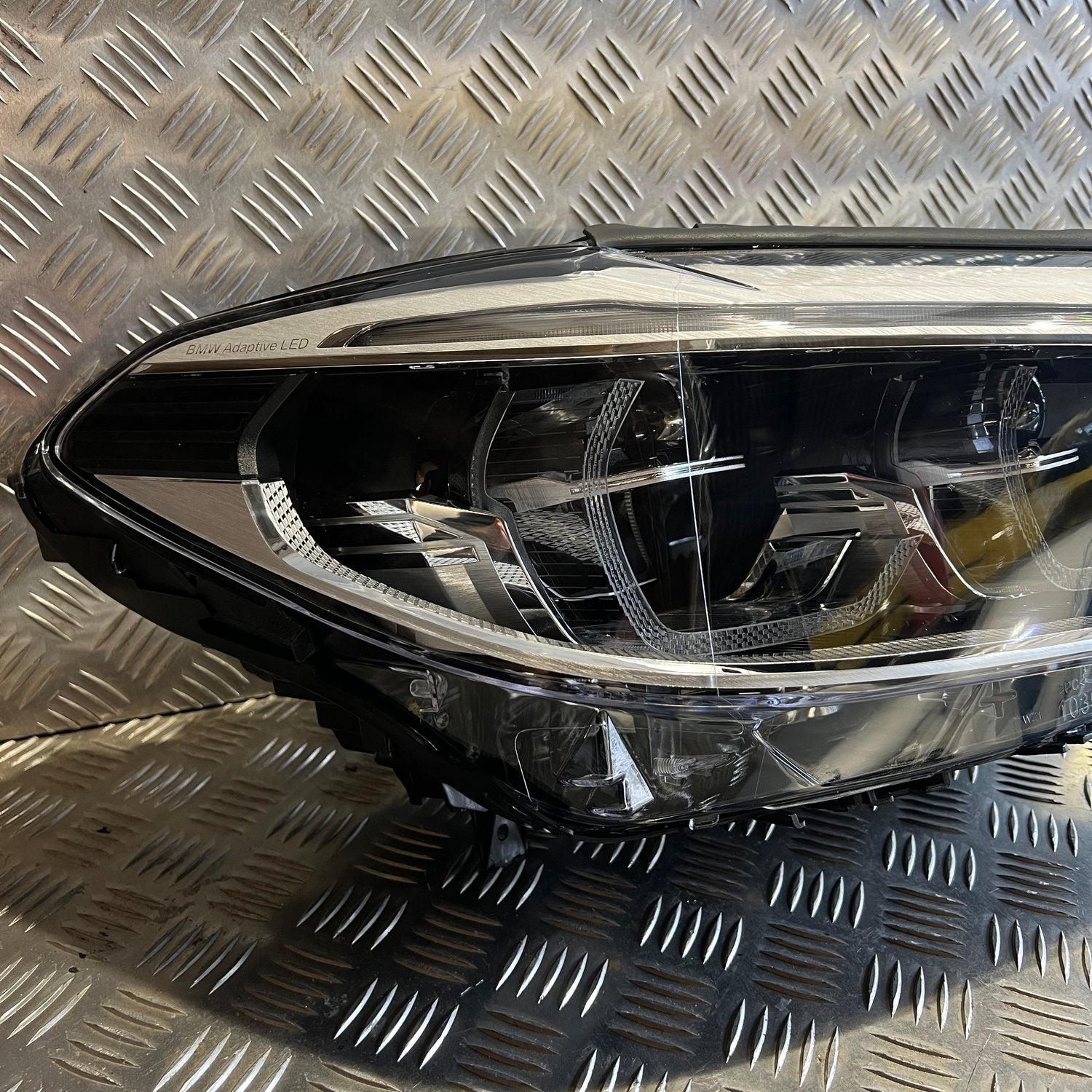BMW 5 SERIES G30 G31 F90 right side headlight LED adaptive 7214964 - GERMAN PARTS