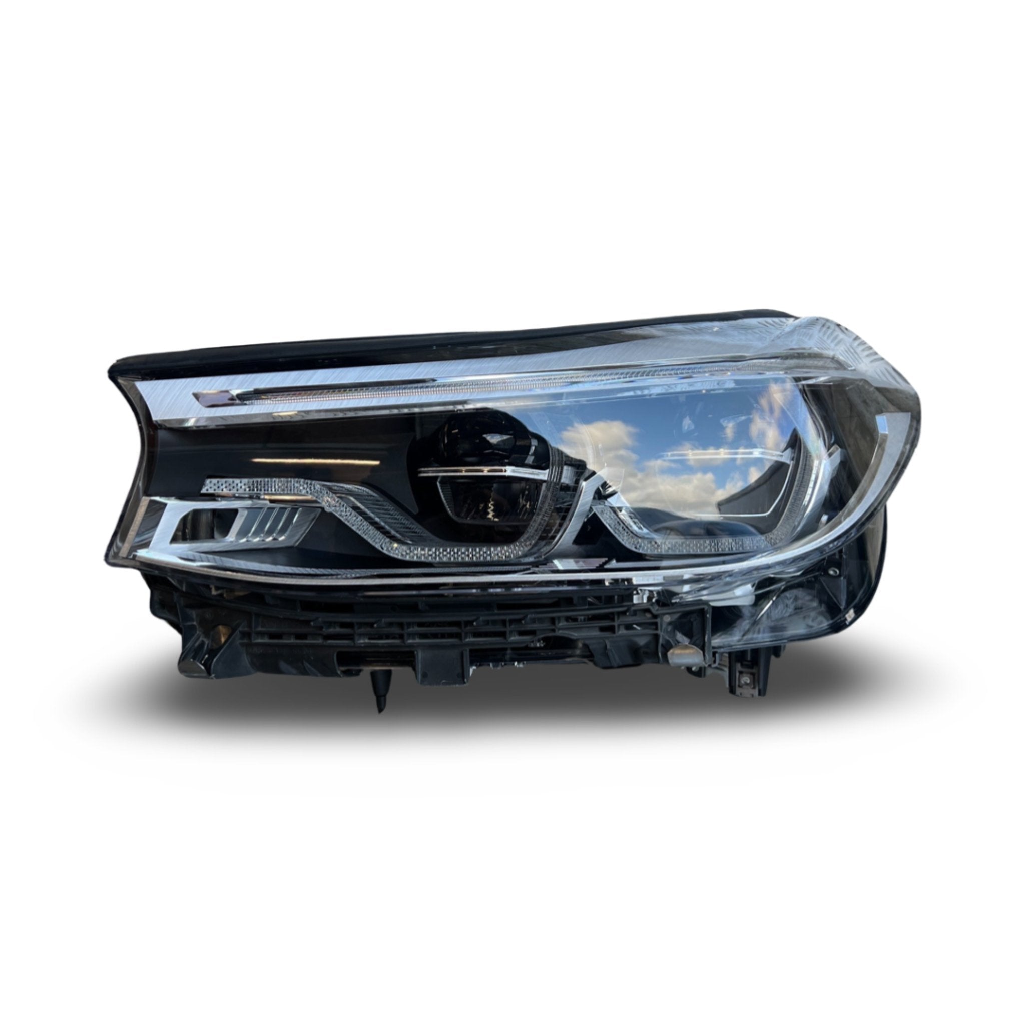 BMW 6 G32 left side LED adaptive headlight 7461885 - GERMAN PARTS