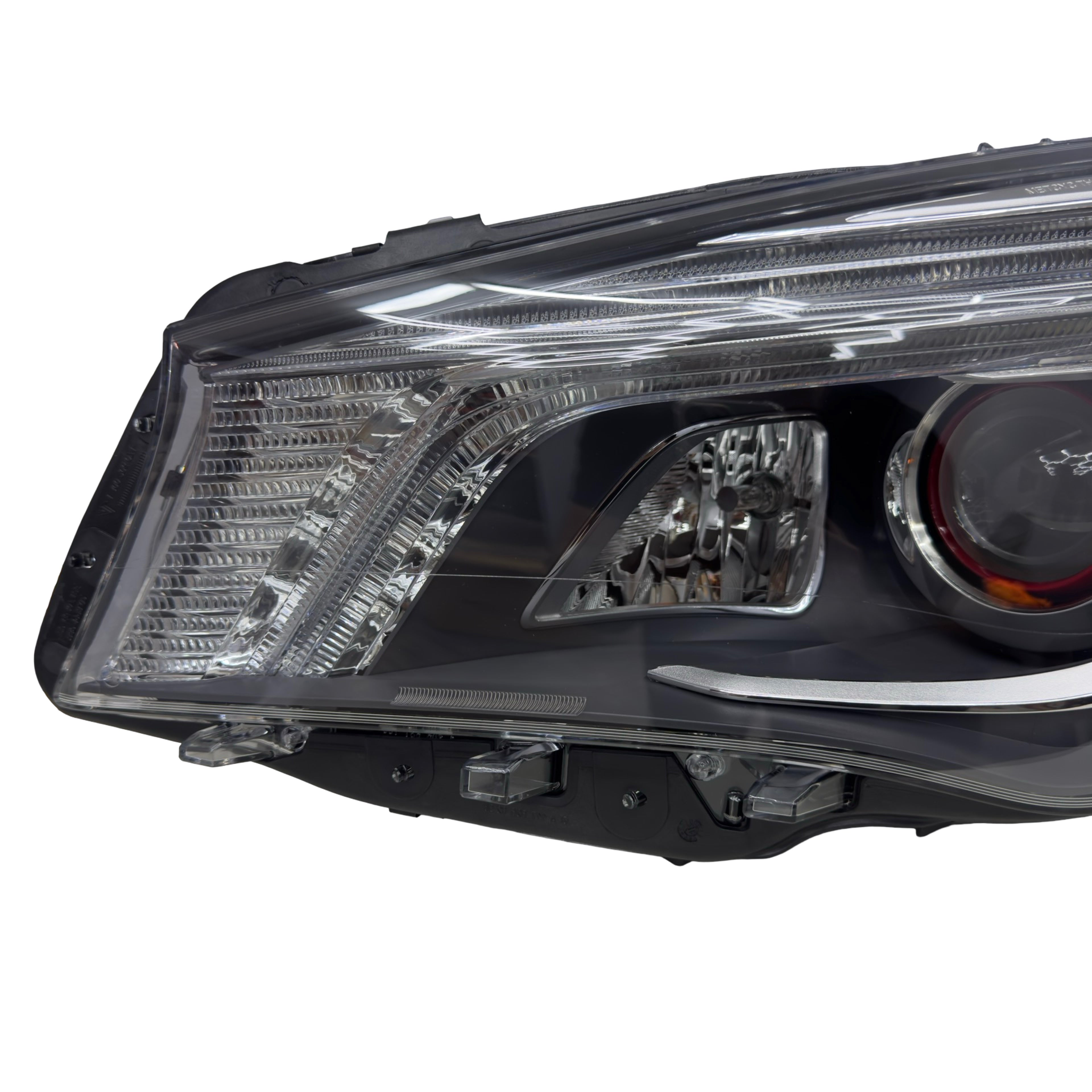 Mercedes CLA W117 Left side ILS Xenon Headlight A1179067500