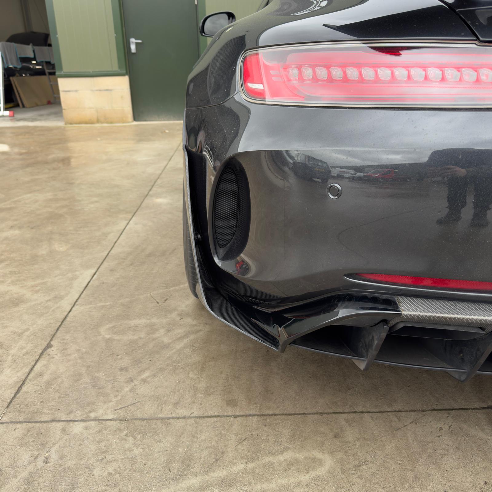 Mercedes AMG GTR & GTR PRO R190 C190 Rear bumper side splitters (Dry Carbon) A1908854904 A1908855004 - GERMAN PARTS