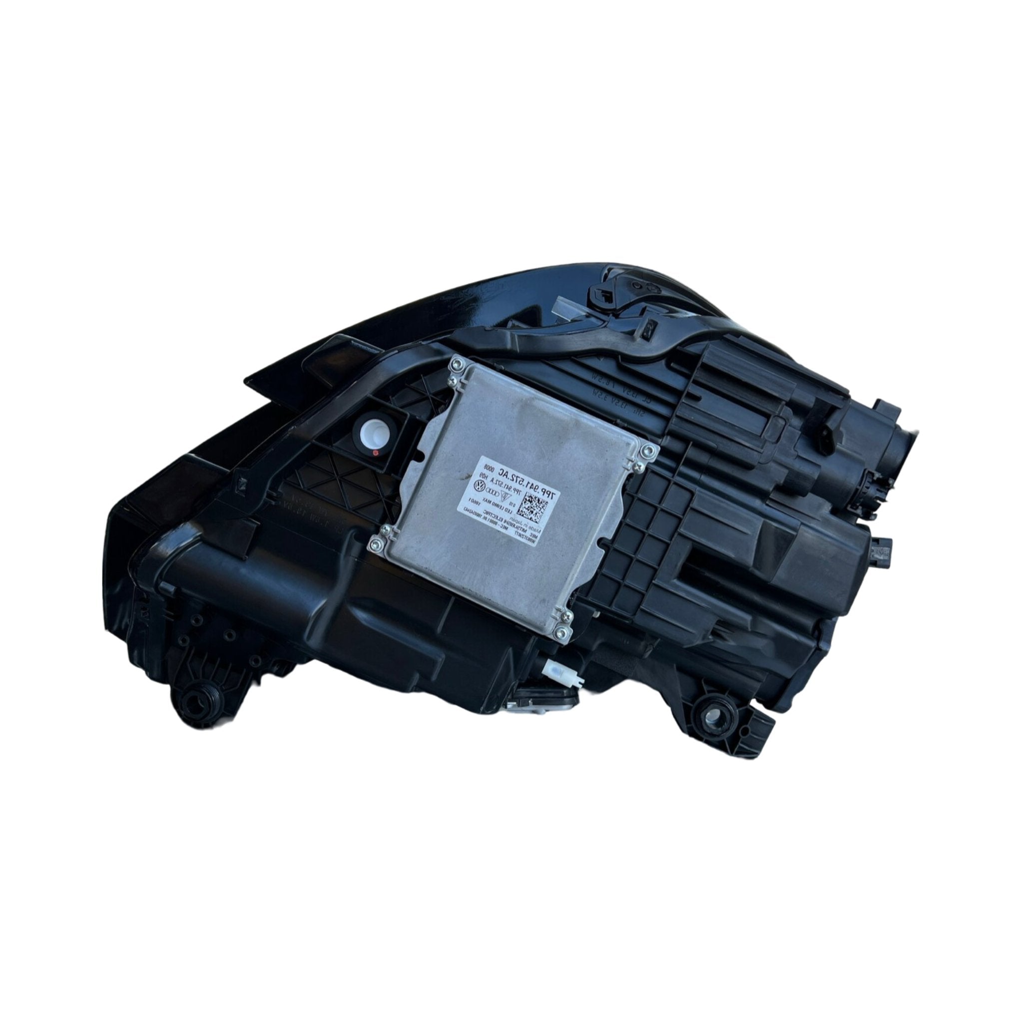 AUDI A3 8V left side full LED headlight - GERMAN PARTS