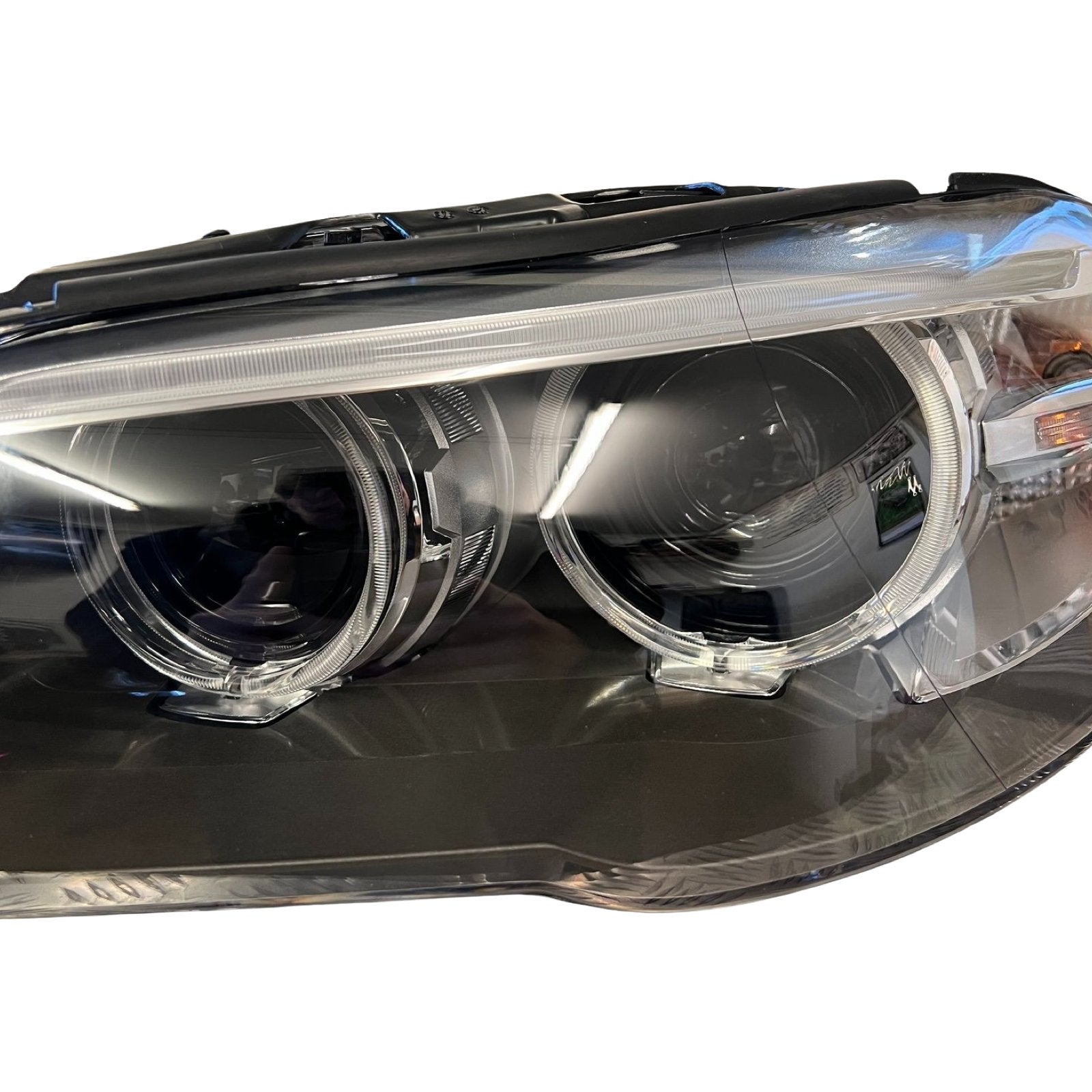 BMW 5 SERIES F10 F11 left bi xenon headlight LCI 7343913 - GERMAN PARTS 
