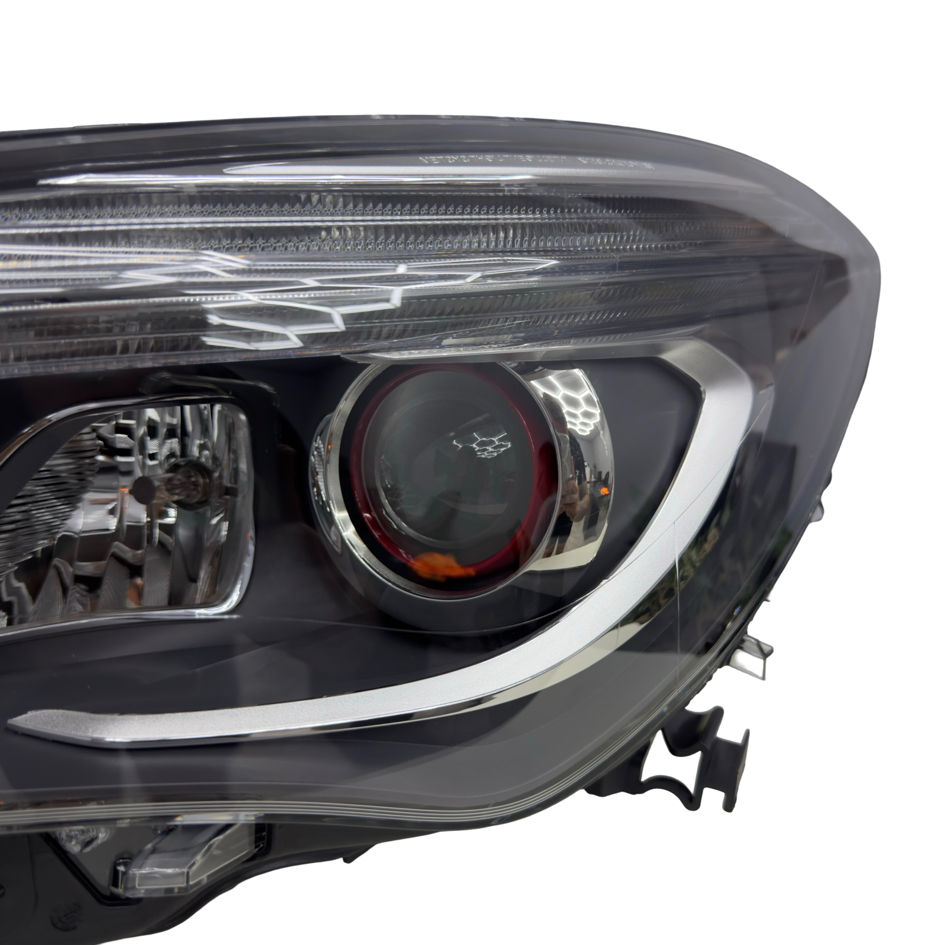 Mercedes CLA W117 Left side ILS Xenon Headlight A1179067500