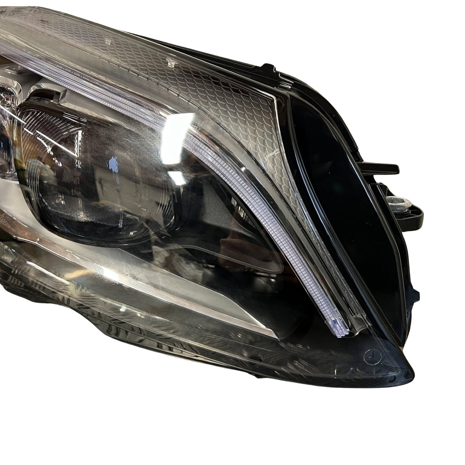 MERCEDES C CLASS W205 right side headlight multibeam LED A2059069605 / A2059069405 / A2059064406 - GERMAN PARTS 