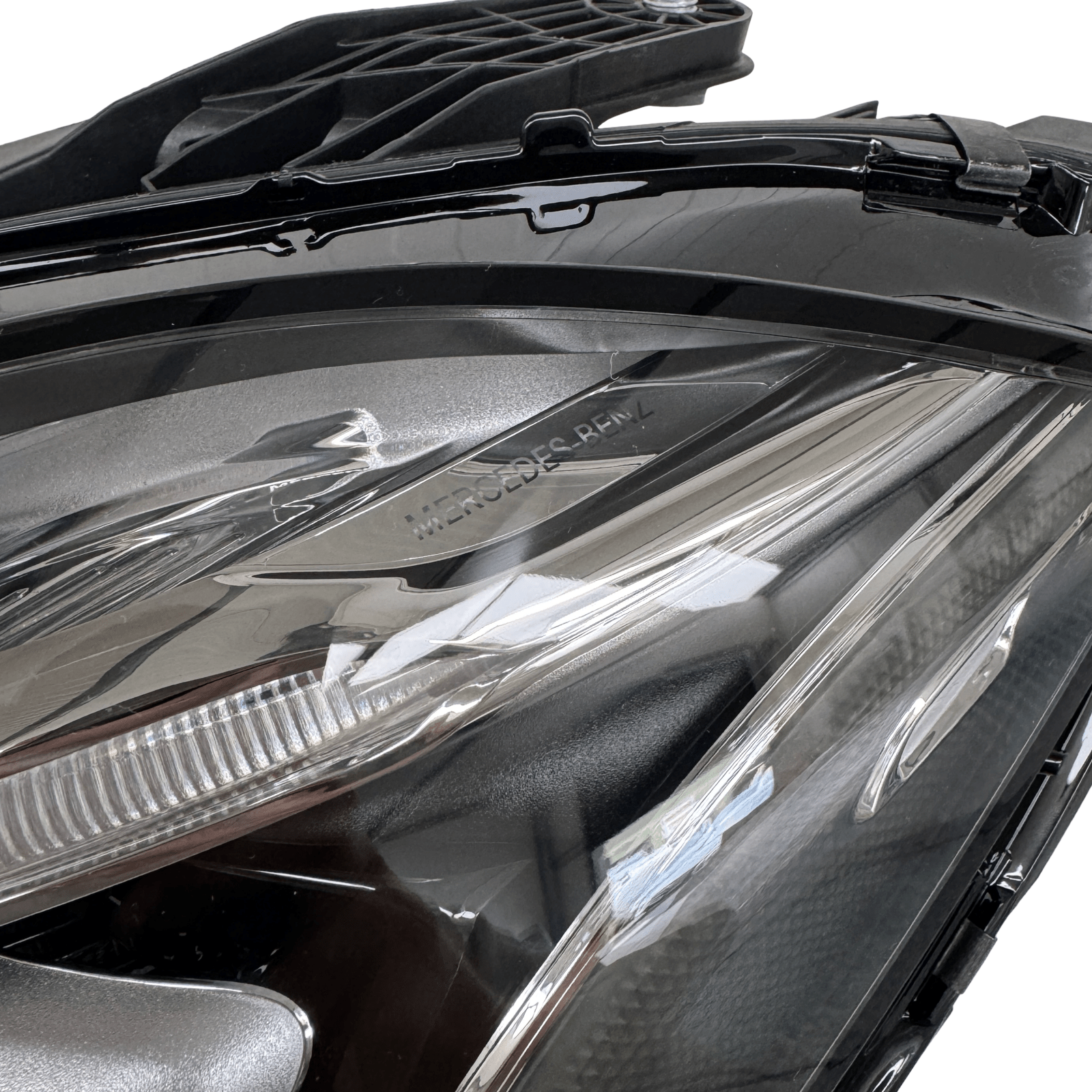 MERCEDES CLS W218 left side intelligent LED headlight A2188204159 - GERMAN PARTS 