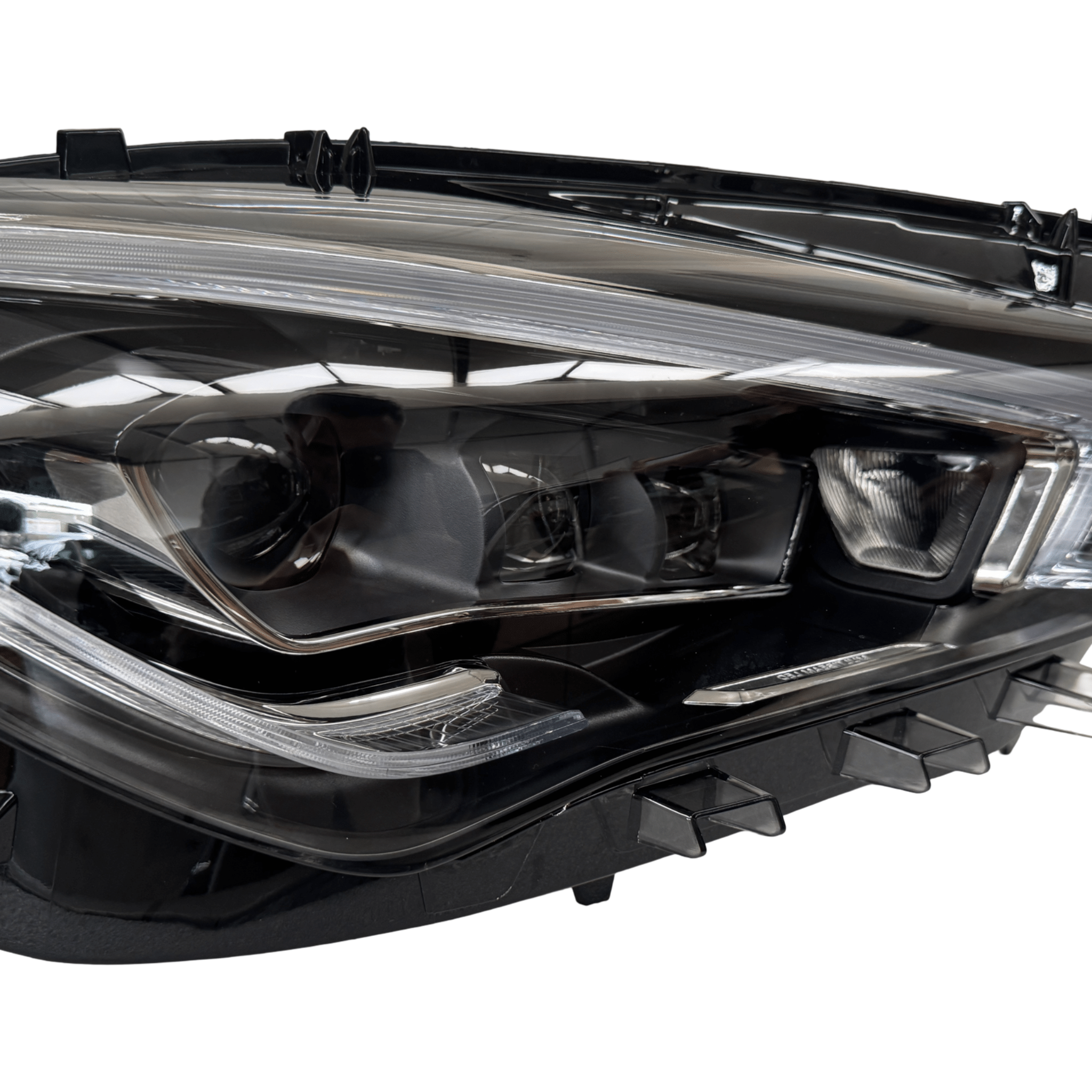 Mercedes CLA W118 Right Side Multibeam LED Headlight A1189063401 - GERMAN PARTS 