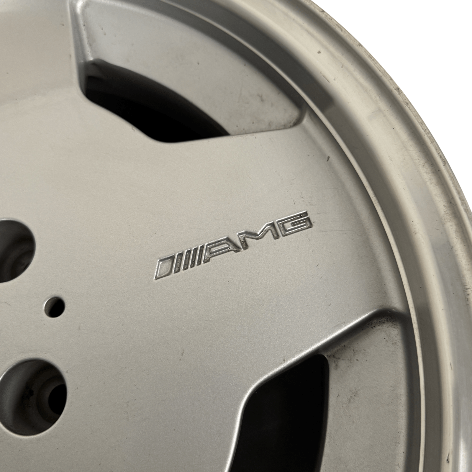 Mercedes  W124 W126 R129 R107 Areo Monoblock AMG Alloy A1244001902 8JX17H2 - GERMAN PARTS 