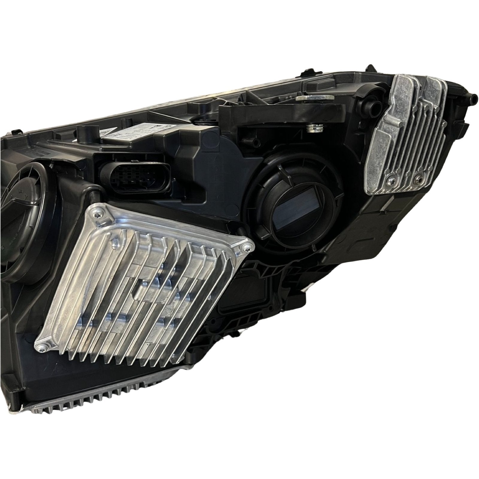 MERCEDES C CLASS W205 right side headlight multibeam LED - GERMAN PARTS 