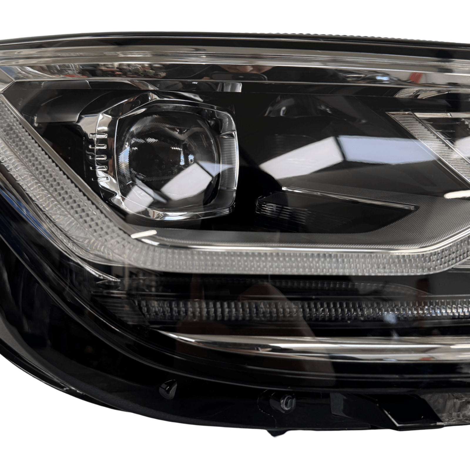 VW TIGUAN 5NC Right Side Matrix LED Headlight 5NC941114F - GERMAN PARTS